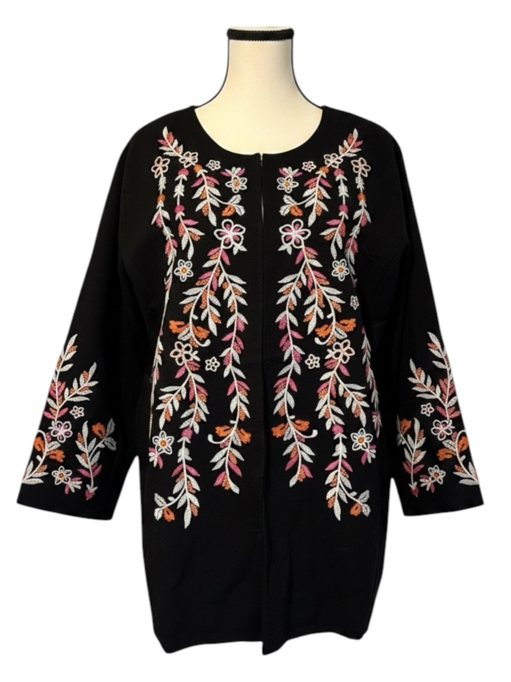 Susan Graver Embroidered Cotton Topper Cardigan Hook Front Pockets Large NWOT